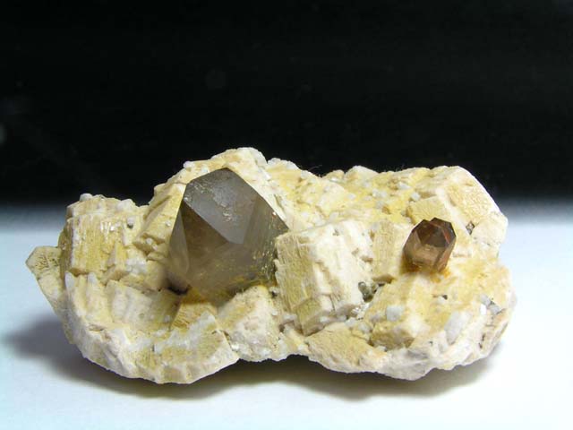 煙水晶 滋賀県田上山産 煙水晶 (Smoky Quartz / Japan) - 鉱物標本販売